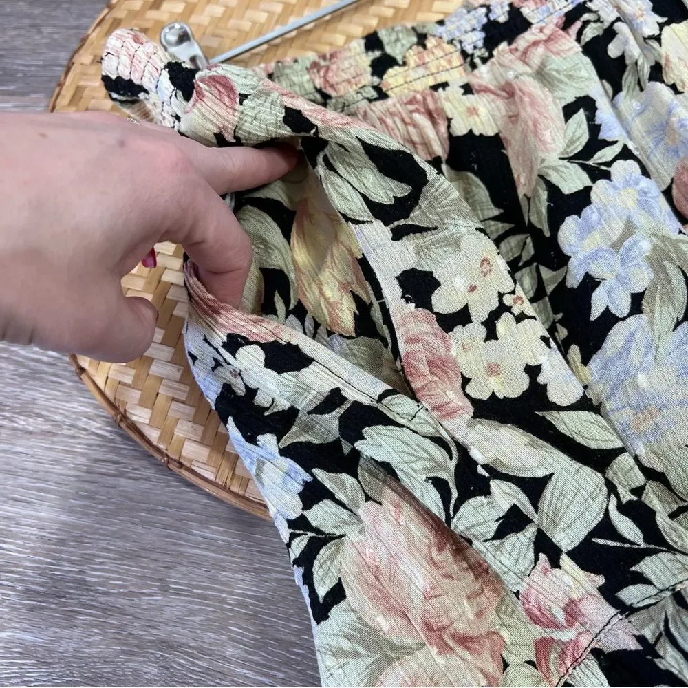 American eagle‎ floral printed ruffle shorts